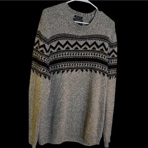 American Eagle Outfitters Black and Gray Crewneck Sweater